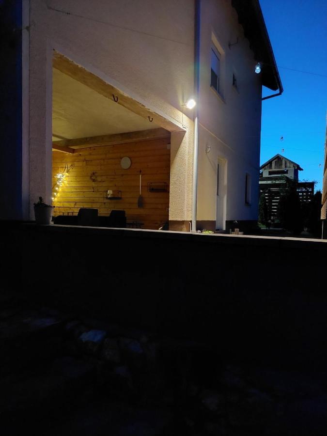Apartamento Studio Apartman Hana Drežnik Grad Exterior foto